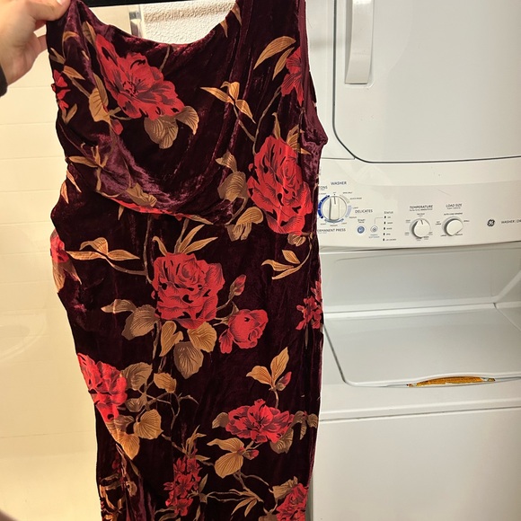 Lulu's One Shoulder Velvet Dress in Wine and Red - Picture 3 of 3